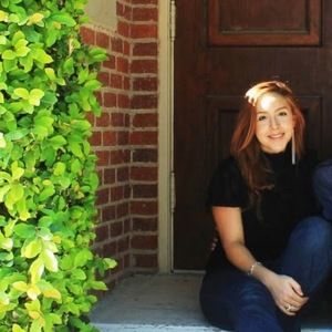 Meet your Posher, Claudia